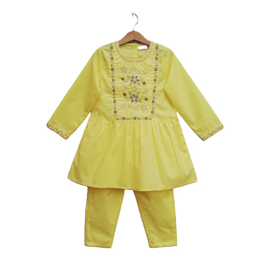 Girls embroidery suit