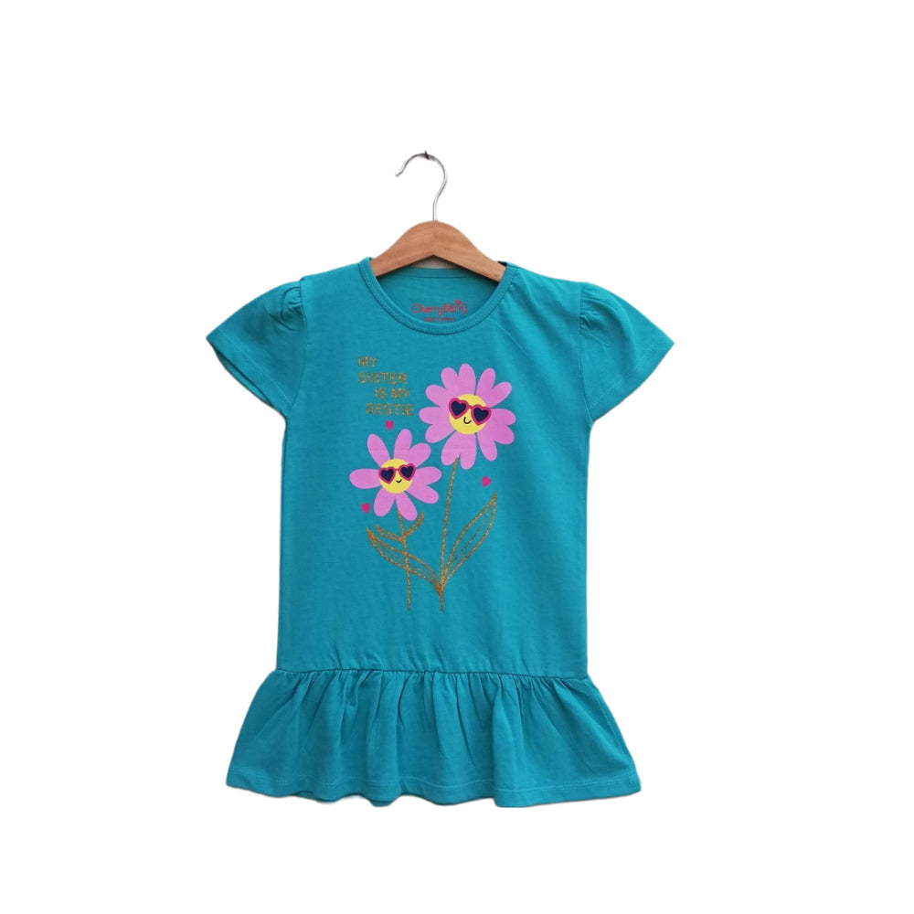 Soft cotton girls’ t-shirt featuring a bold "My Sister My Bestie" graphic print, perfect for casual wear