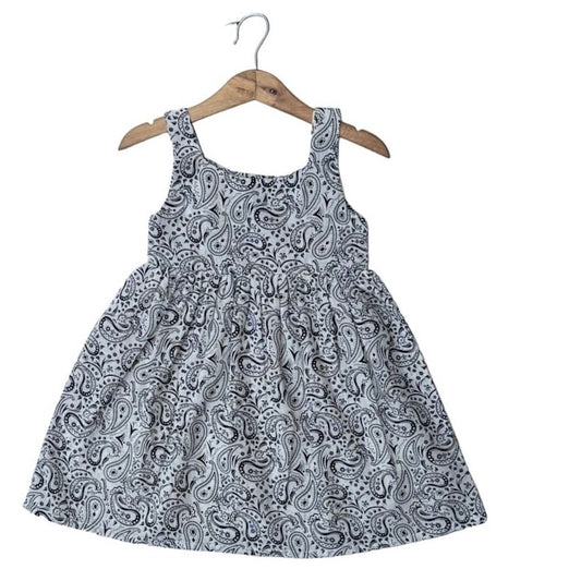 Baby girl paisley print frock