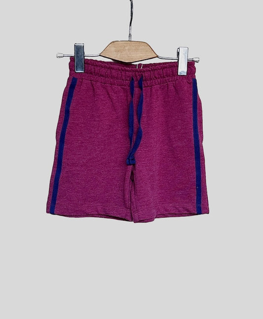 strips maroon short