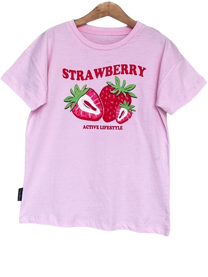 Strawberry drop shoulder T-shirt