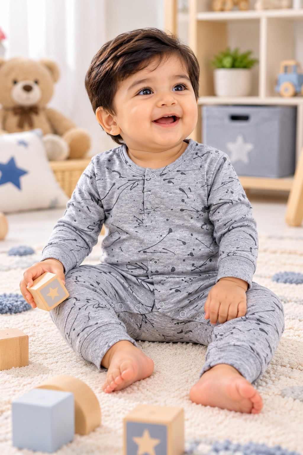 Baby boys Allover printed winter Romper